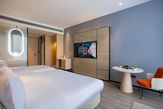 【方特恐龙乐园旁·自贡季朵酒店】188元起享季朵双床房/优享大床房/春山眠园景亲子房套餐，周末不加价！超长有效期至2024.12.31 商品图2