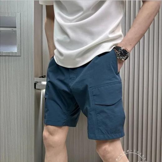 袅家男士防撕裂格纹肌理速干透气防泼水软壳多袋户外工装短裤 商品图0