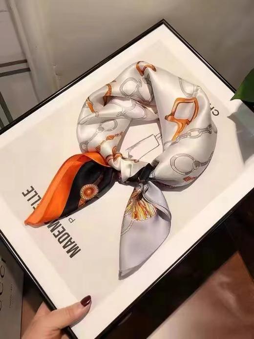 精品丝巾（TKY抽奖） 商品图0