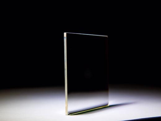 BP1059/10K OD4@200-1200 T>90% 60*60*2mm  带通滤光片 商品图0