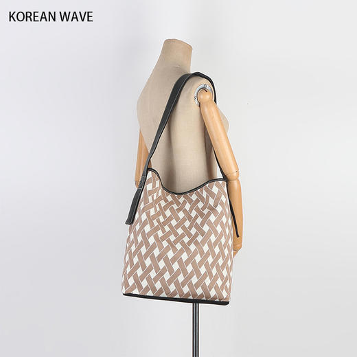 通勤百搭斜挎包 商品图6