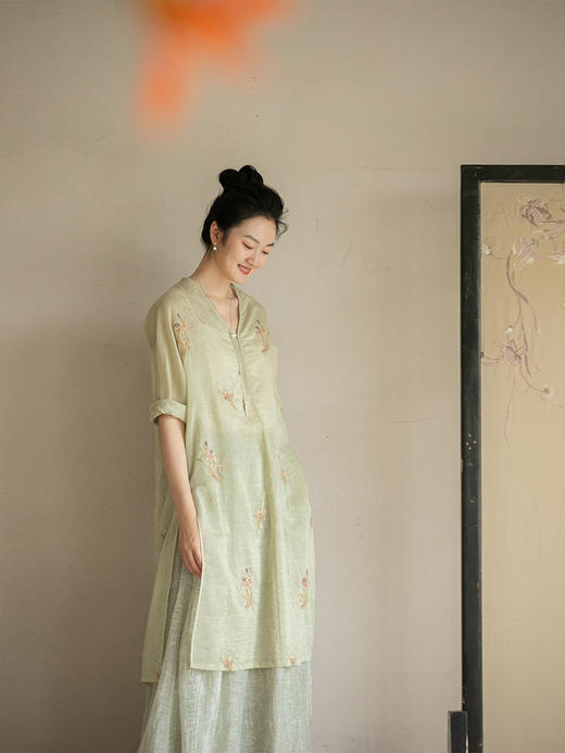 牧衣游原创 丝棉刺绣衬衫女夏新款素雅文艺宽松中长款上衣 寻墨 商品图2