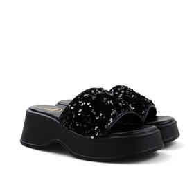 Safiya/索菲娅2024夏 松糕露趾亮片休闲厚底拖鞋 SF42110421