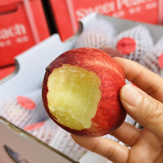 云南蜜桃，桃期一个月，非常短，个头小，且甜，桃味十足，3斤/箱 商品图0