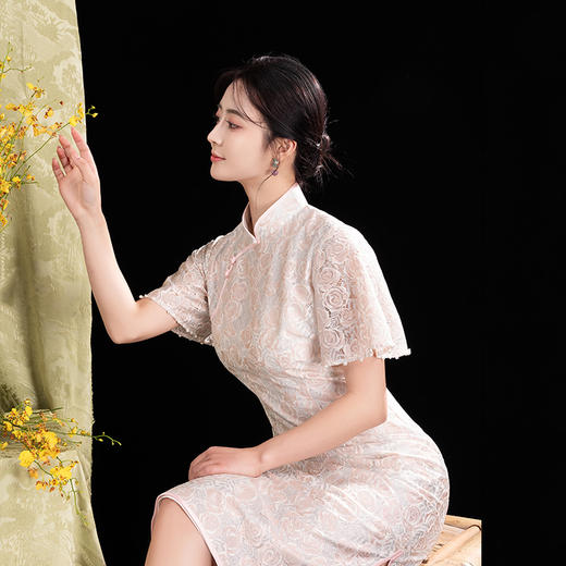 荷言GL原创 暖先开 粉色小玫瑰织金蕾丝旗袍文艺优雅24新款日常热卖 商品图2