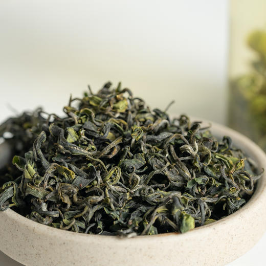 【茶馆茶叶】【北方佳人】精选白毫青茶 | 100°水泡叶底绿 满满的豌豆香 不苦不涩 叶底完整 茶汤绿且透亮 商品图3