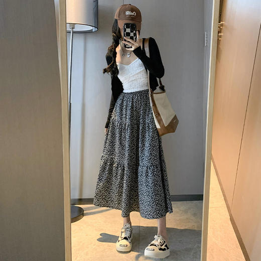 碎花半身蛋糕裙女春夏新款高腰显瘦A字大裙摆温柔风黑色中长款蛋糕裙 商品图4