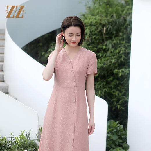 佐尔美夏季新款 气质优雅绣花桑蚕丝中长连衣裙女 E32LS100 商品图1