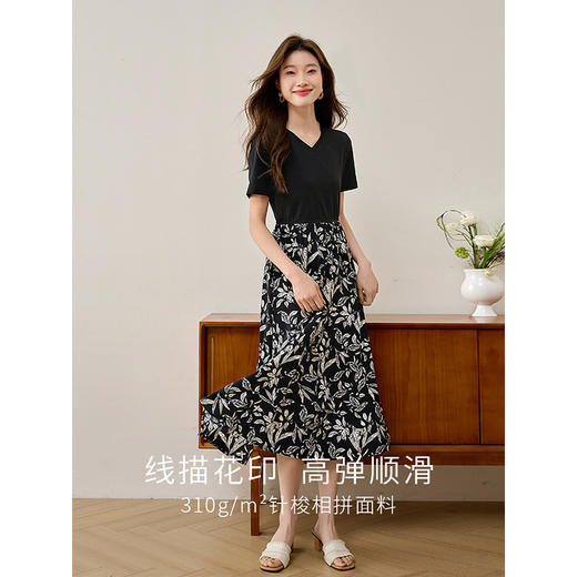 【专属特价】熙世界假两件短袖V领印花连衣裙收腰显瘦T恤裙子2025年夏天新款 商品图1