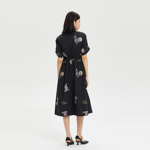 谜底绣花连衣裙短袖女2023夏新款翻领衬衫式收腰中长裙236ML7102 商品图2