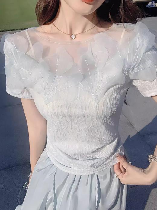 张心子【氛围感战神】仙气网纱拼接露肩上衣女夏季新款洋气小衫仙 U2405017 商品图2