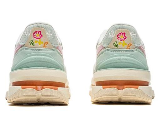 李宁征荣 M1000女子反光轻量高回弹经典休闲鞋AGCU078-13 商品图4