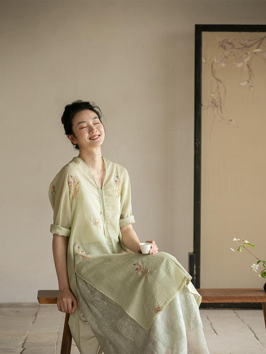 牧衣游原创 丝棉刺绣衬衫女夏新款素雅文艺宽松中长款上衣 寻墨 商品图0