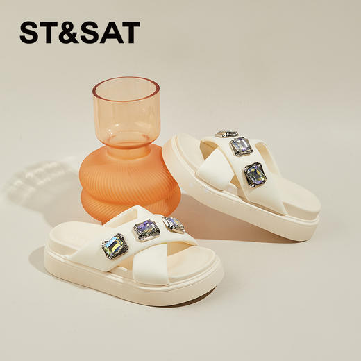 星期六闪耀吸睛钻饰外穿厚底拖鞋SSC2110929 商品图1