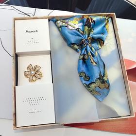 【甄珠贝·油画艺术风系列】杏花丝巾和淡水花瓣胸花和施华洛丝巾扣三件套礼盒套装