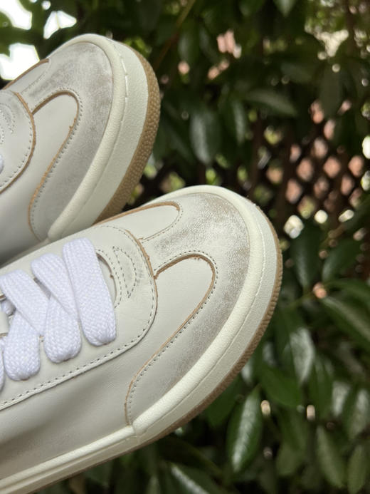 522-5免带 妈见打系列 miu里miu气 作旧小白鞋 全皮德训鞋 炒鸡软 丝滑凉快 商品图4