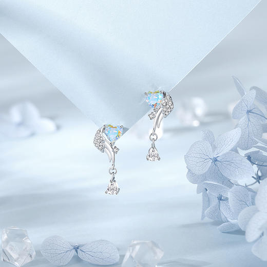 卡蒂罗/KADER 极光羽翼耳钉 925银轻奢时尚小众独特造型设计耳饰 梦幻闪耀守护浪漫爱情配饰 女生礼盒 商品图3