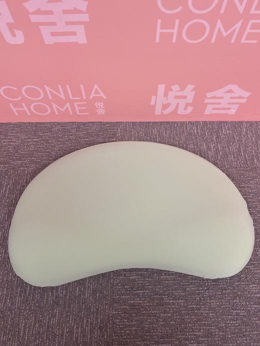 月牙形记忆棉枕 商品图4