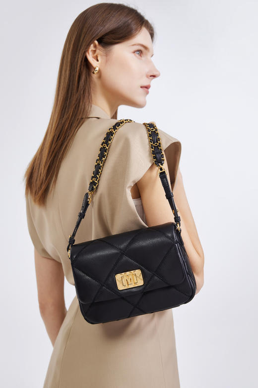 春夏新色梦特娇优雅珍珠法式小香风斜挎包【高级羊皮系列】 商品图5