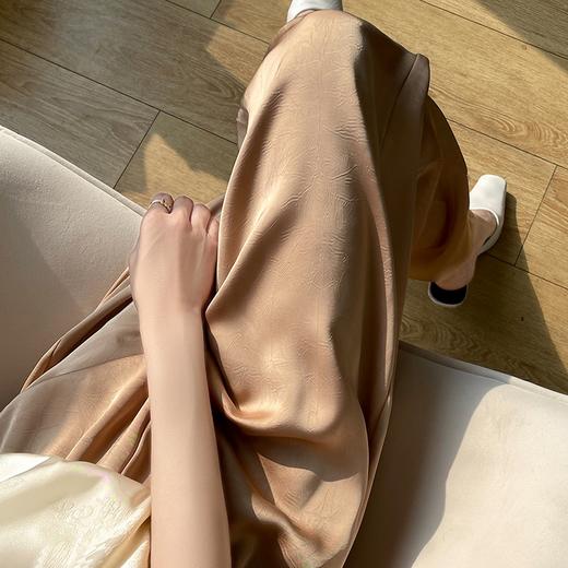 【新中式】SIIJJEYY枝辑垂感提花阔腿裤，仿真丝，丝滑缎面  (6色可选) 商品图2