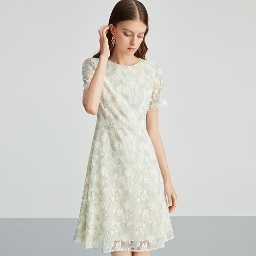 EITIE爱特爱夏季新款时尚清新印花收腰显瘦印花连衣裙B2407372 商品图2