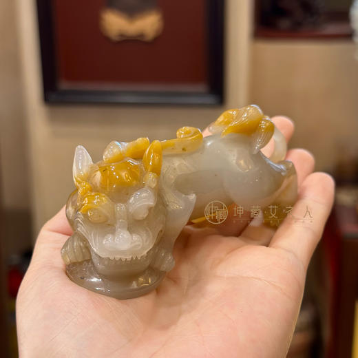 玉髓古龙貔貅摆件 商品图1