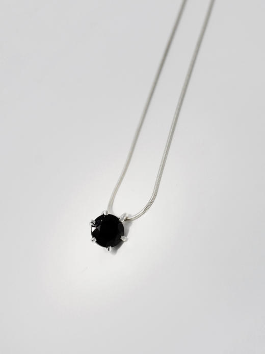 AWU｜BS-N-S  银  Black Spinel Necklace 9mm [ 曜 黑尖晶 项链 ] 商品图1