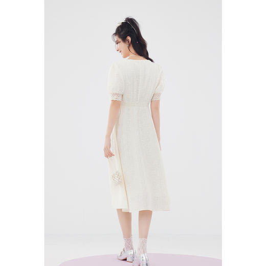 【严选】诗凡黎白色方领法式连衣裙2024夏新款流行漂亮约会气质中长裙子女SF5291101 商品图4