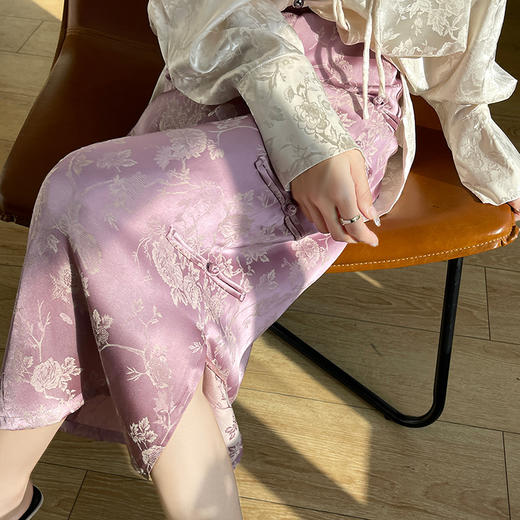 SIIJJEYY枝辑提花盘扣半身裙   (5色可选) 商品图2