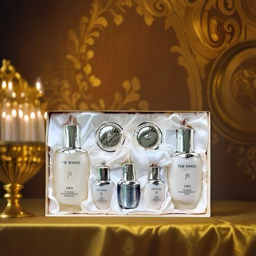 新版韩国Whoo后天气丹PRO水乳套盒 光耀焕活紧颜系列礼盒7件套 商品图1