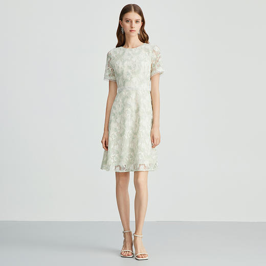 EITIE爱特爱夏季新款时尚清新印花收腰显瘦印花连衣裙B2407372 商品图3