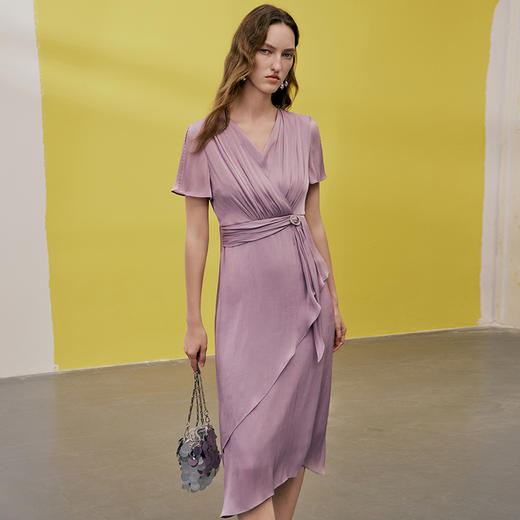 EITIE爱特爱夏季新款气质收胸褶皱收腰V领修身显瘦连衣裙女礼服7477105 商品图8