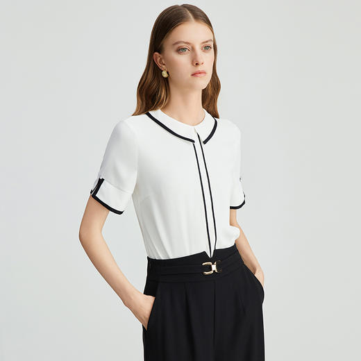 EITIE爱特爱简约翻领撞色直筒显瘦通勤短袖衫上衣夏新款B2409308 商品图2