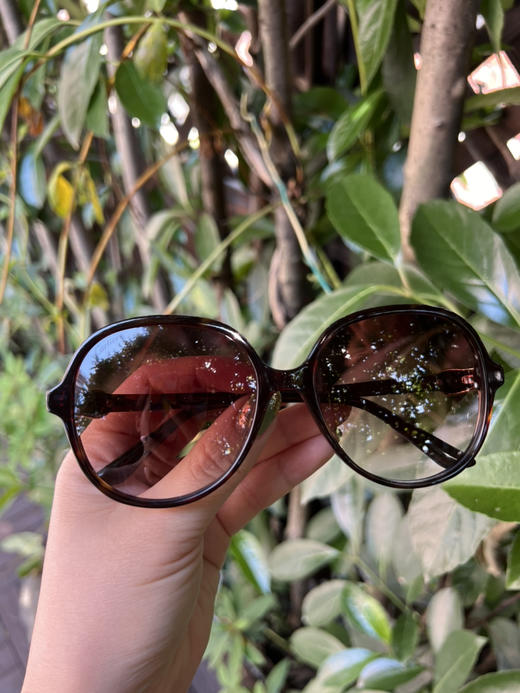 523-2卡帝 渠道圆正 复古大圆框 墨镜太阳镜 黑色 玳瑁色 商品图3