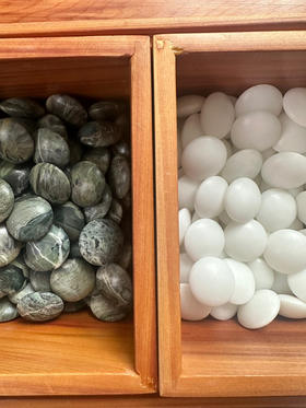 纯天然七彩玉玉石围棋