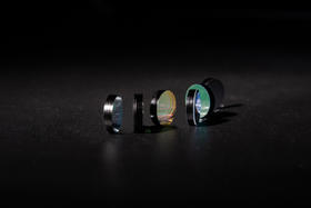 BP566/10K OD5@200-1200 T>65% Φ10.9*2.5mm 带通滤光片