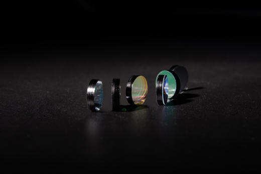 BP566/10K OD5@200-1200 T>65% Φ10.9*2.5mm 带通滤光片 商品图0