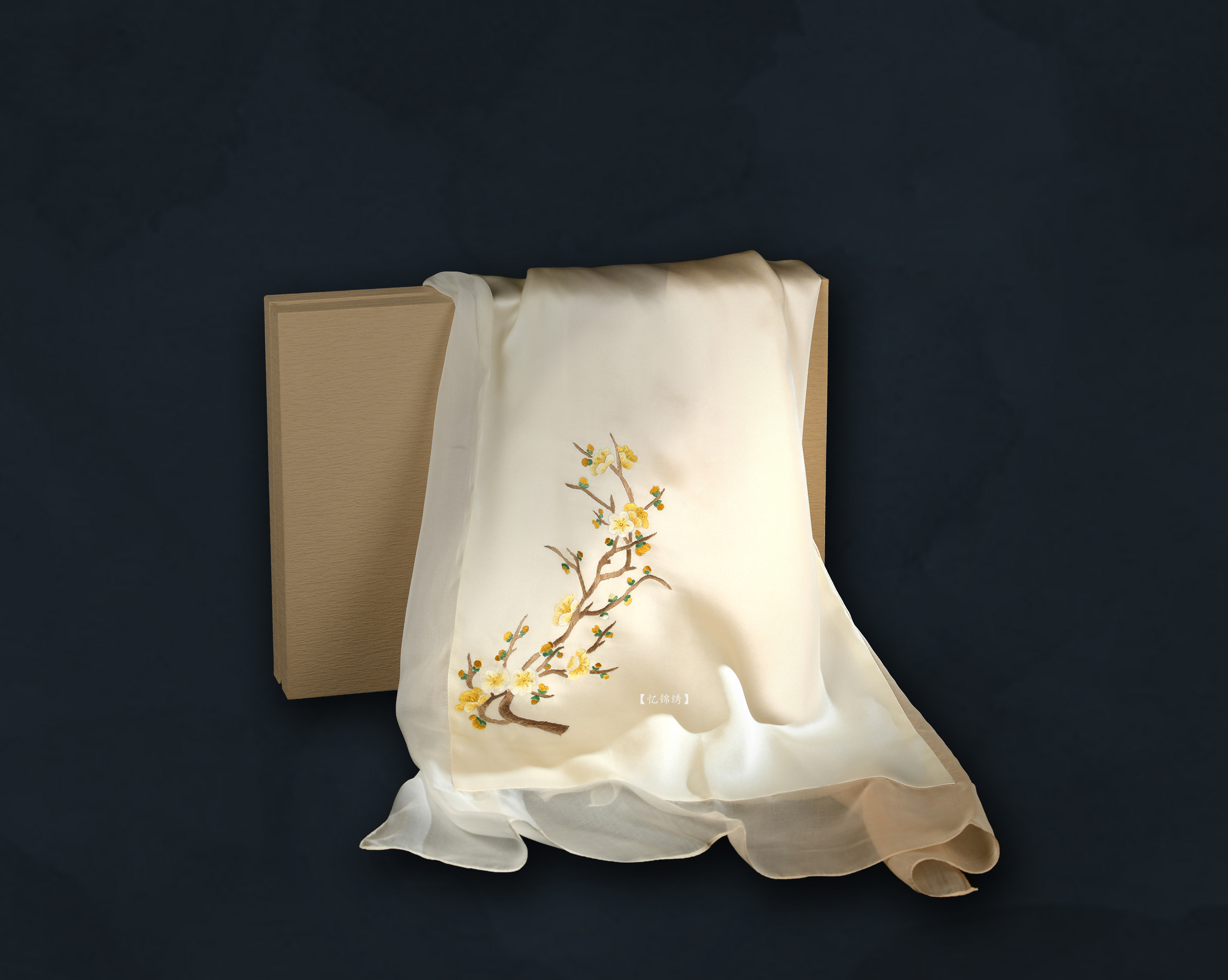 真丝长巾—傲雪繁花