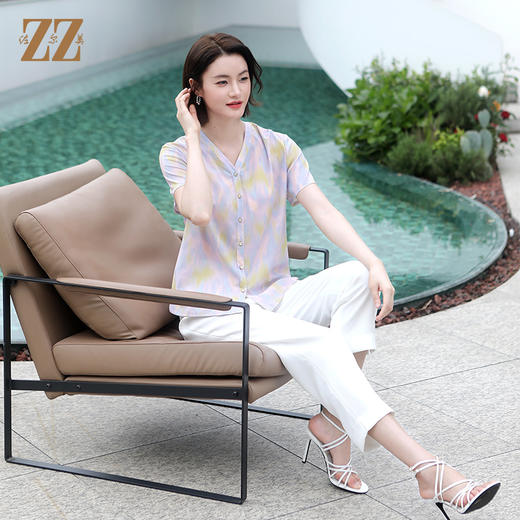 佐尔美夏季新款 气质渐变V领桑蚕丝短袖衬衣女E32CS77 商品图3