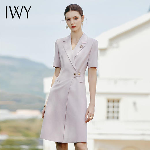 IWY/清新粉色西装领连衣裙女高端显白收腰西装裙播音主持人美容院Q1132-P 商品图0