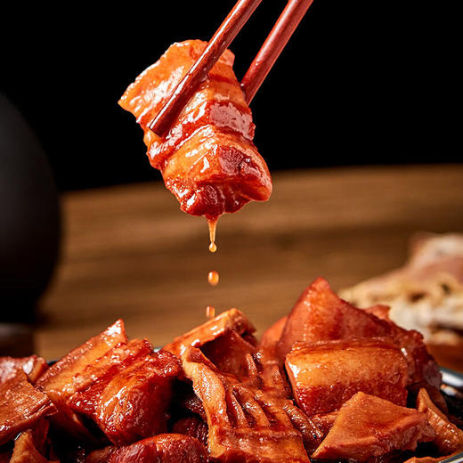 大红门笋烧肉，10袋组合，国企二商集团出品，中华老字号，精选新鲜竹笋、五花肉匠心制作，竹笋脆嫩营养丰富，肉质软烂，入口鲜香回味，醇香满口，令人食欲大开M 商品图3