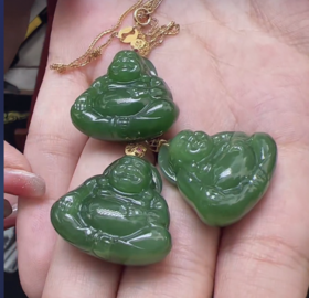 和田玉吊坠-玉美人菲菲HZ#18K碧玉吊坠约30*25mm