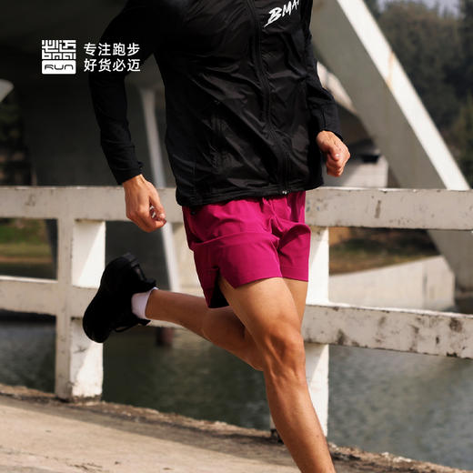 必迈春夏新款男士运动跑步训练裤3.5寸轻量速干透气舒适休闲短裤 商品图4