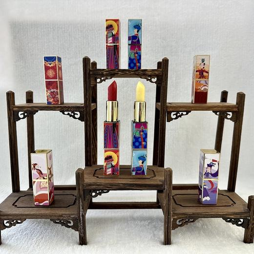 朝乐蒙至臻沁润口红&朝乐蒙酥油润唇膏&牛奶柔肤护手霜礼盒装 商品图0