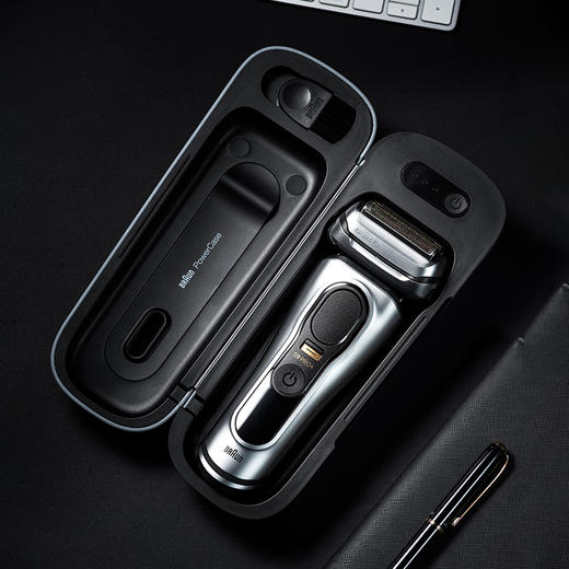 Braun博朗新9系9697cc电动剃须刀 往复式便携刮胡刀 商品图1