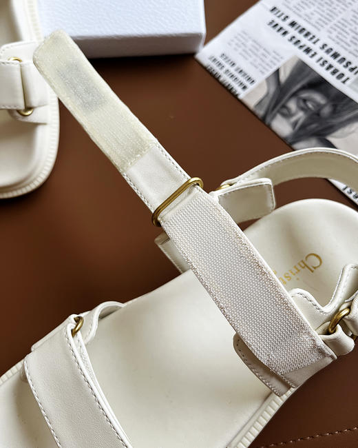 现货 THS 5.25-限时 D家 新款魔术贴可调节厚底凉鞋 2色 BZ1180 商品图9