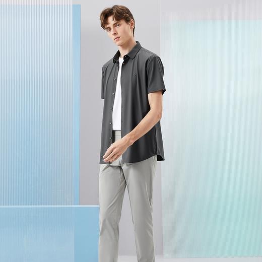 柒牌男士短袖衬衫2024夏季新款时尚格纹提花高弹舒适休闲翻领衬衣	126A71320 商品图3