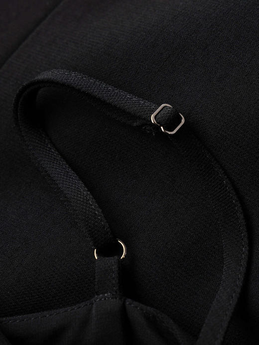 COCO ZONE2024"星若"夏季新款高级感黑色吊带气质长裙 CC1A0435 商品图5