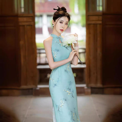 挂脖旗袍改良露肩，双层天丝麻日常写真性感旗袍ZA2003 商品图1