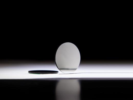 BP533/02K OD6@200-800 T>90% Φ25.4*1.1mm 带通滤光片 商品图0